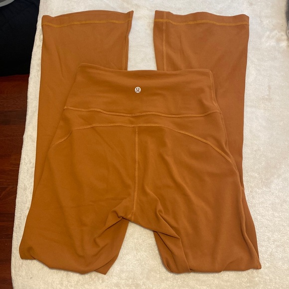 SOLD lululemon Groove Super-High-Rise Flared Pant Nulu - Picture 6 of 9